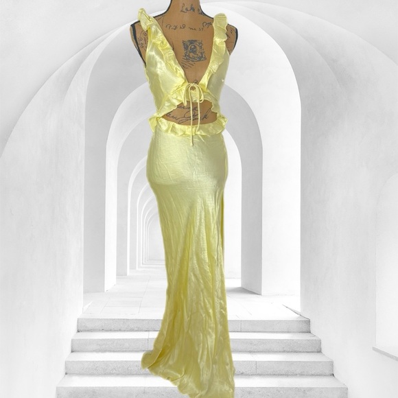 Wishlist yellow satin ruffle maxi gown dress sunshine XS white fox boutique - Picture 4 of 6
